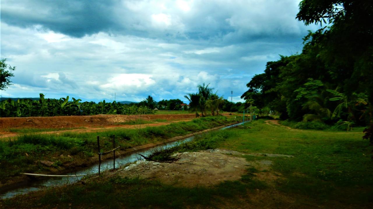 Riverside Ban Cho Lae Exteriör bild
